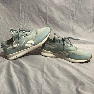 Reebok Spark Run Women’s 8 Sea Grey/Chalk Green Running Shoes